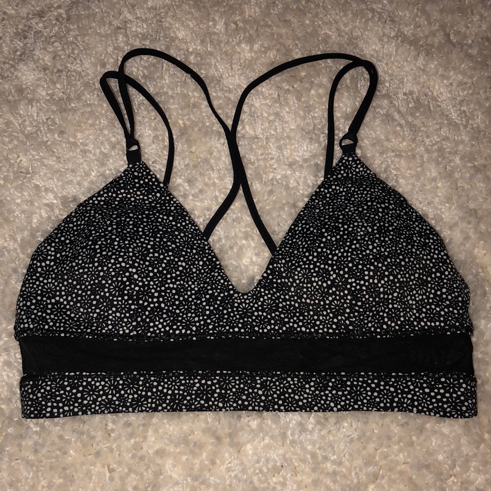 LULU LEMON SIZE 4 BIKINI TOP